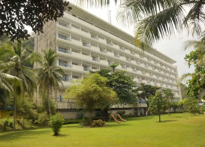 Grand Inna Samudra Beach
