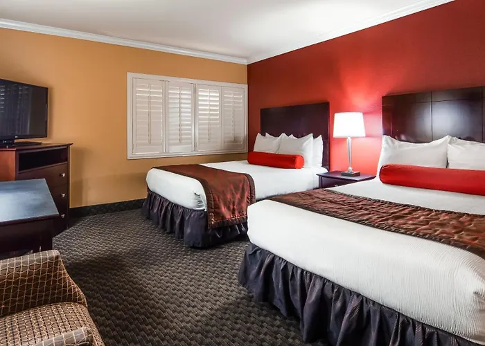 Best Western Plus Casino Royale-Center Strip