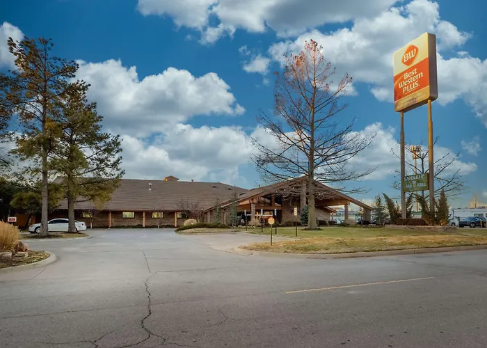 Best Western Plus Saddleback Inn And Conference Center