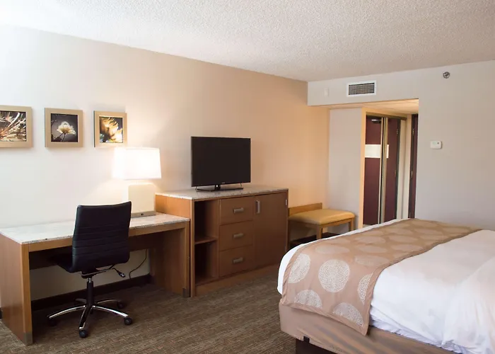 Radisson Hotel Detroit-Farmington Hills