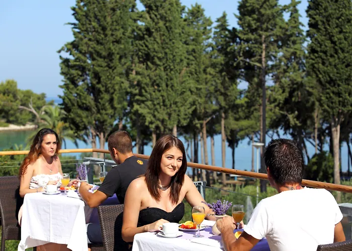 Aminess Vival Velaris Resort