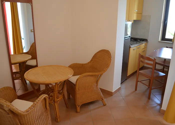 Hotel Marinella - Private Free Parking - Grotticelle Beach 200 M