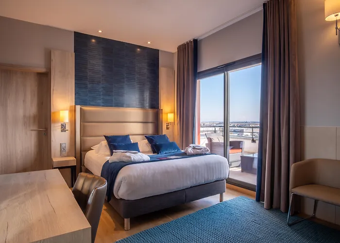 Kyriad Prestige Lyon Est - Saint Priest Eurexpo Hotel&SPA