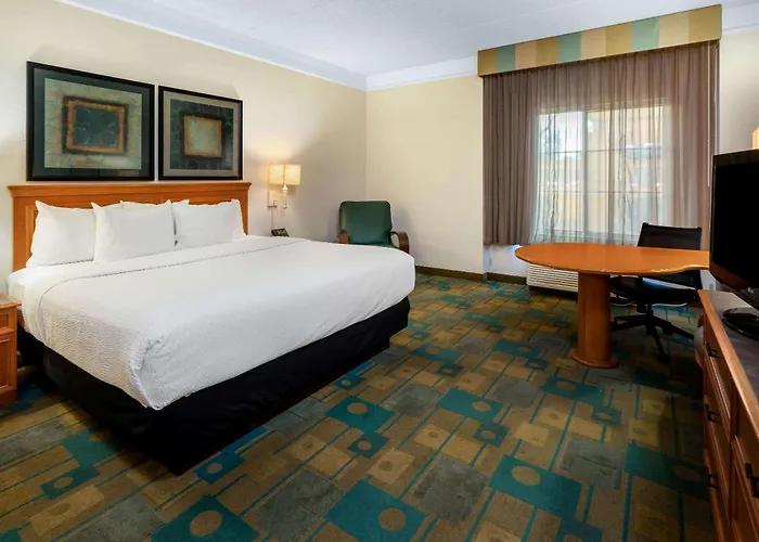 La Quinta By Wyndham Phoenix West Peoria