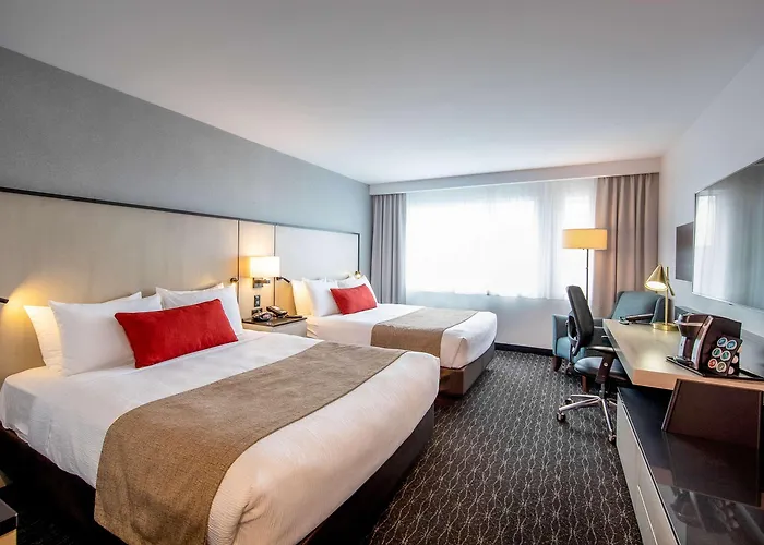 Spark By Hilton Montreal Brossard