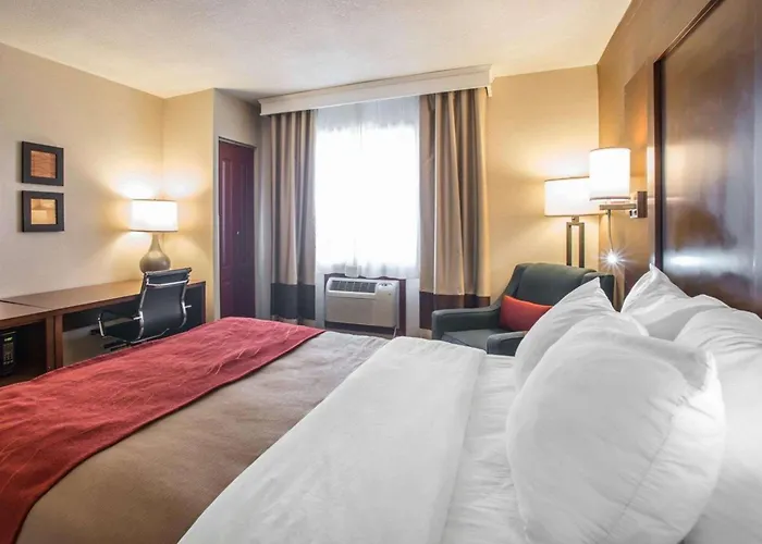 Quality Inn & Suites Boonville - Columbia