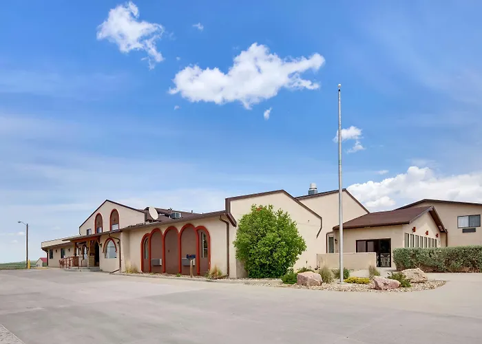 Best Western West Hills Inn