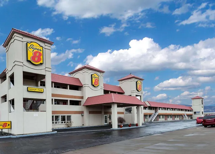 Super 8 By Wyndham Fernley