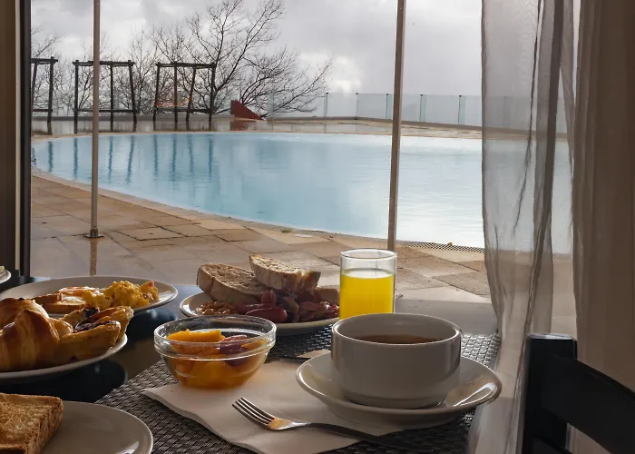 Hotel Carqueijais - Serra Da Estrela