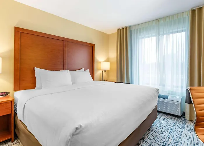 Comfort Inn & Suites West Des Moines