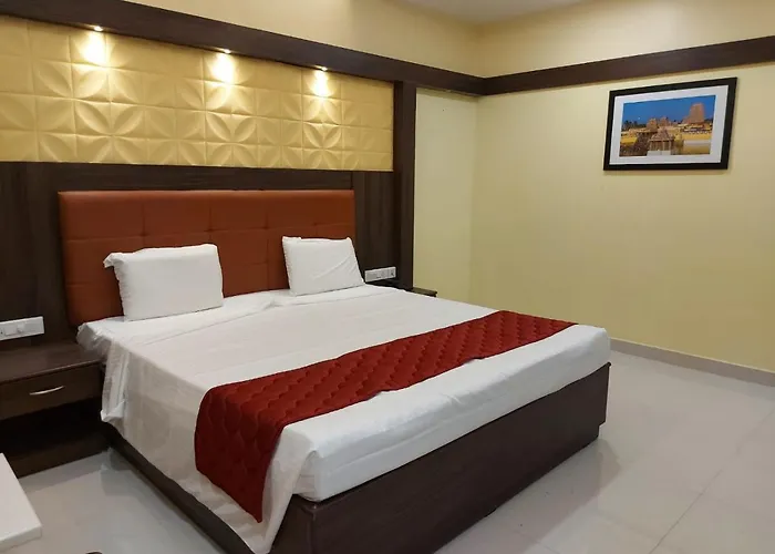 Sri Balaji Grand Hotel
