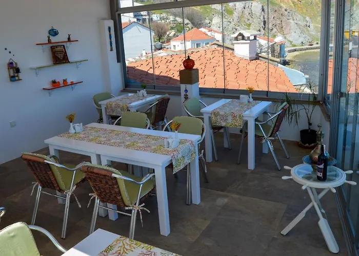 Bozcaada E2 Deniz Otel