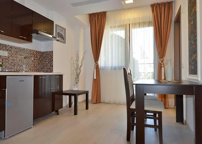 Amadeus Residence