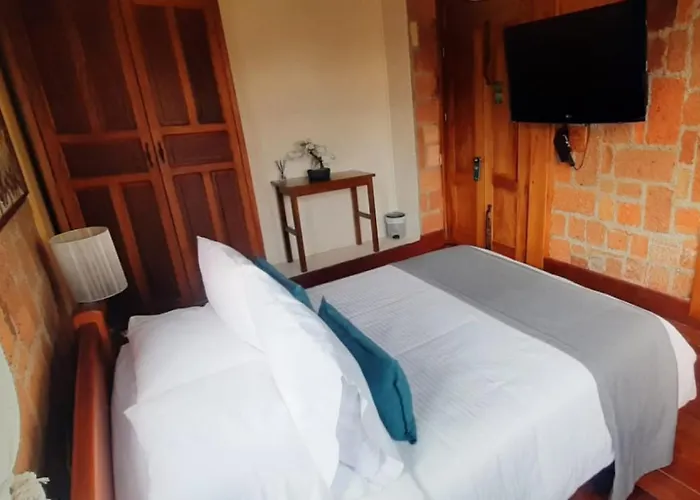 Hotel Llanogrande Inn