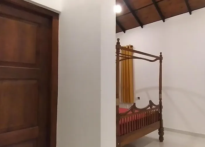 Lanka Villas Holiday Resort