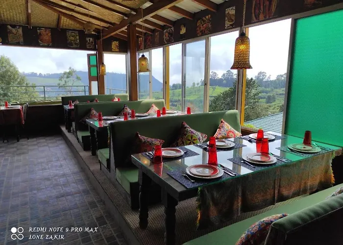 Habba Kadal Kashmiri Heritage Hotel & Hub