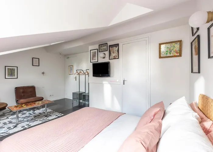 Room Sauvage