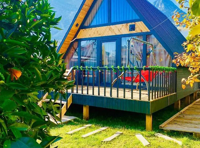 Garden Bungalows And Suites
