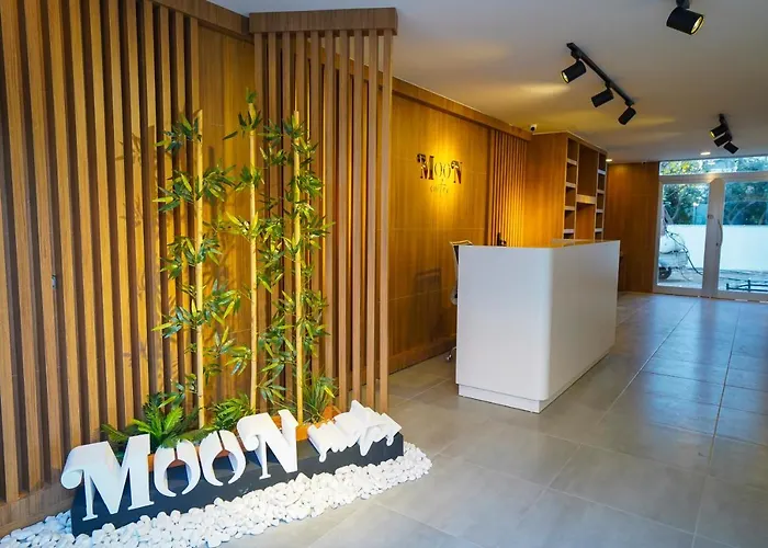 Moon Suites
