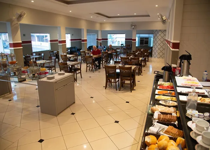 Hotel Almanara