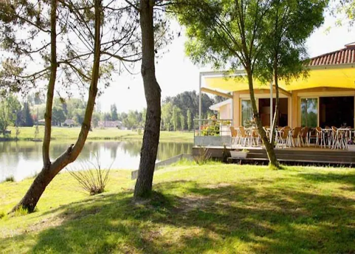 Lodges du lac du golf des Graves et Sauternais langon 33210