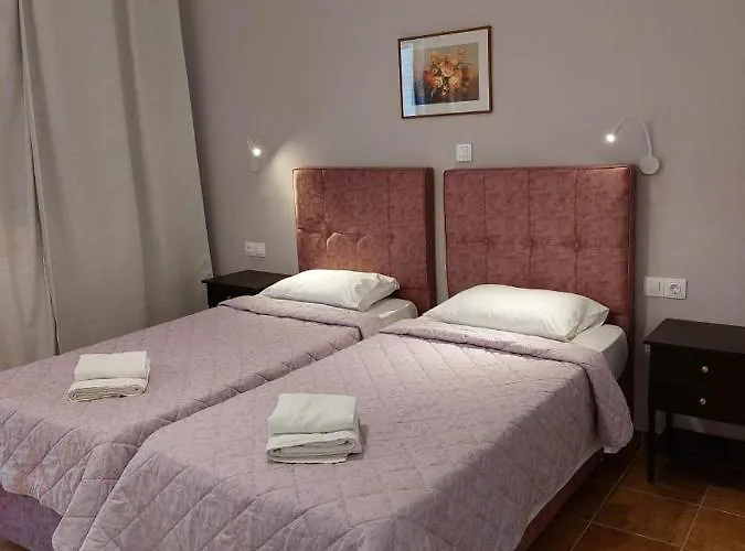 Dolphin Sea View Rooms