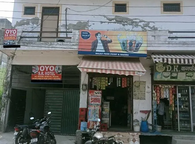 Oyo S.R. Hotel