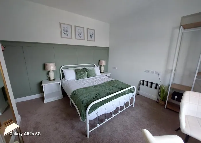 Londonderrys Bar And Accommodation