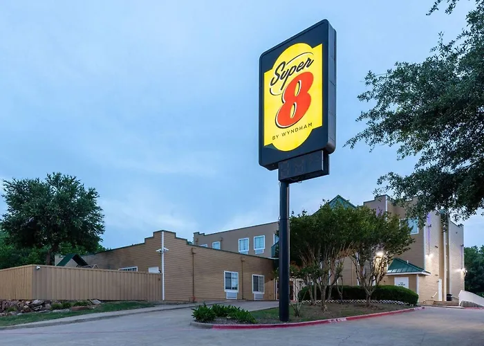 Super 8 By Wyndham Garland Rowlett East Dallas Area