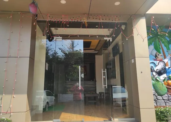 Hotel Deepak Executive, Ganpatipule
