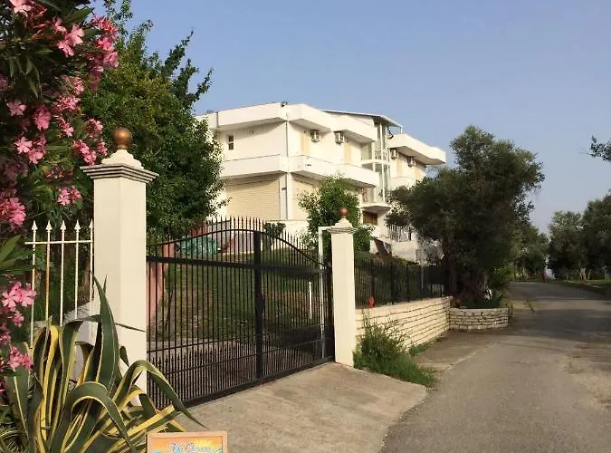 Qerana'S Rooms: Corner Of Nature