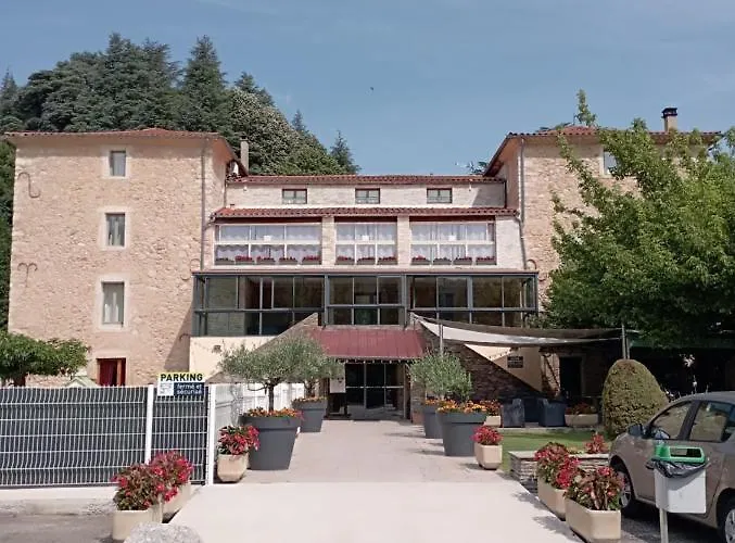 Logis Hotel Restaurant Mas de la Prairie