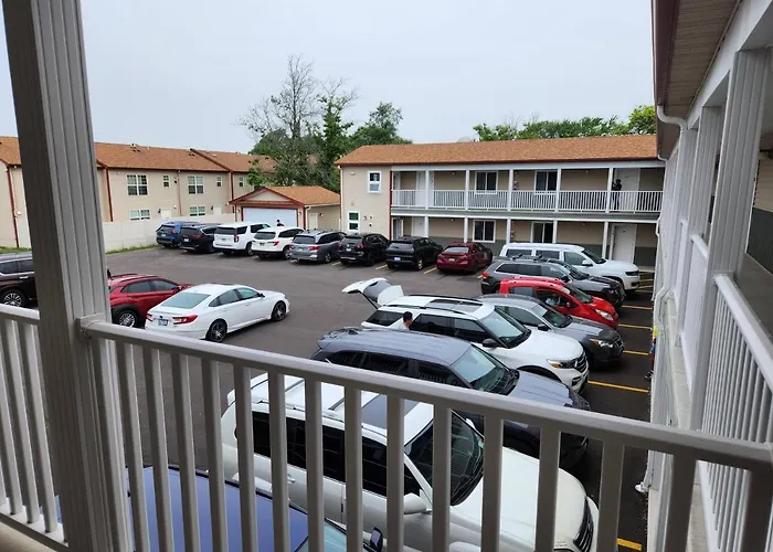Stay Inn And Suites