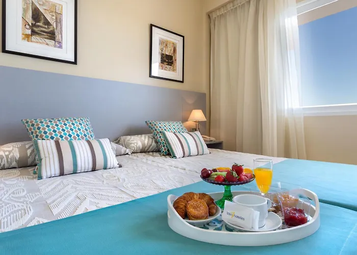 Hotel Izán Cavanna