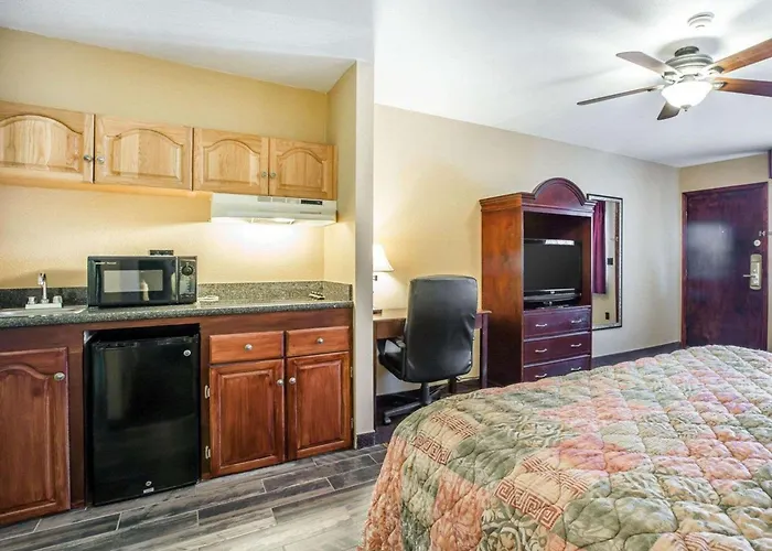 Quality Inn & Suites Cameron Park Shingle Springs