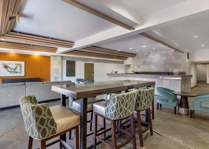 The Encinitan Hotel & Suites