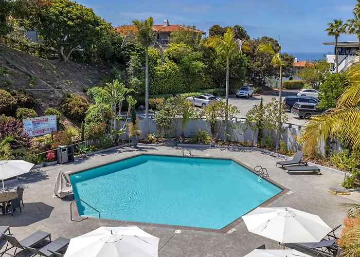 The Encinitan Hotel & Suites