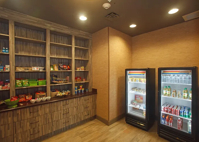 Holiday Inn Express & Suites Perry-National Fairground Area By Ihg