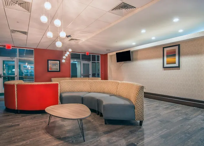 Holiday Inn Salina By Ihg