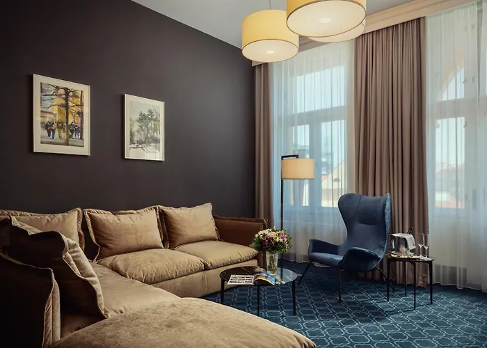 Hotel Kings Court