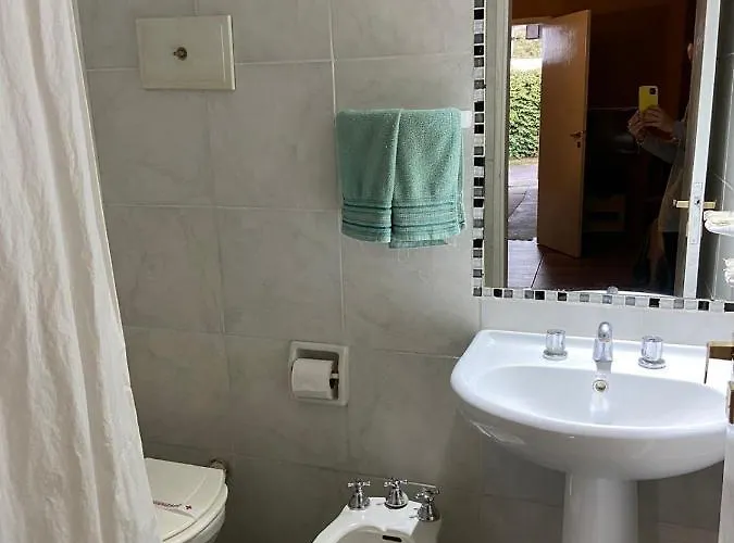Hotel-Alojamiento Candilejas