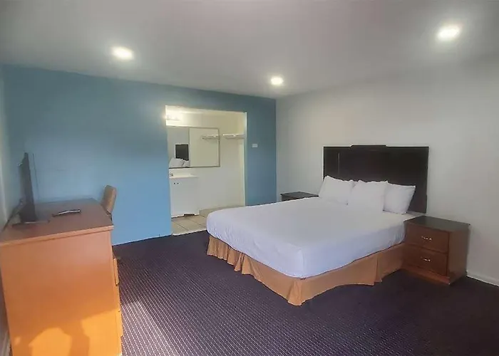 Travelodge Livonia/Canton/Novi