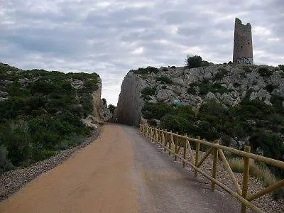 Suites Puente De Hierro