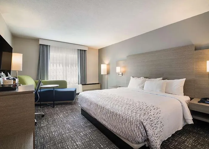 Best Western Plymouth Inn-White Mountains