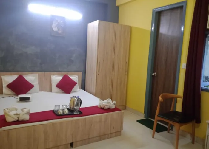 Hotel O Yeti Inn Hotel Near Appu Ghar Gurgaon