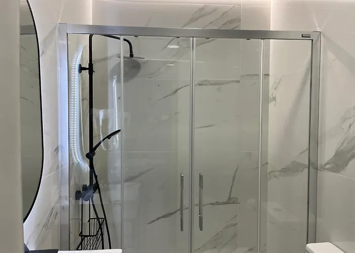 H. Pelayo Autocheck-In Suites Con Jacuzzi