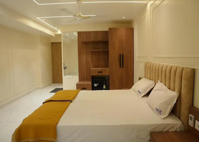 Hotel Mkr Grand