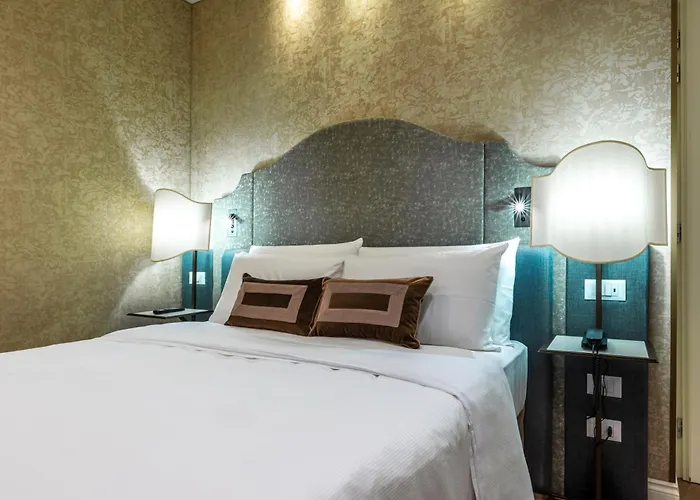 Acca Hotel