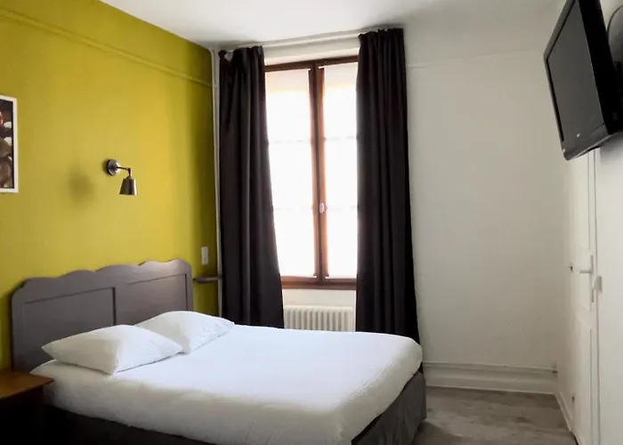 Logis- Hôtel&Restaurant Le Montligeon