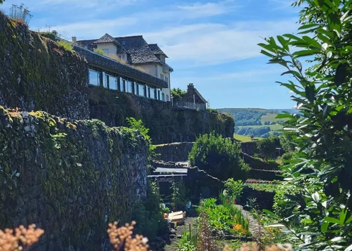 Hôtel des Remparts